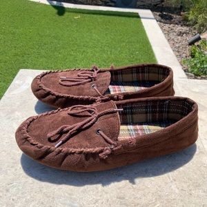 Totes Men’s Slippers
